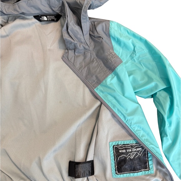 The North Face Turquoise and Gray Jacket - Picture 4 of 5